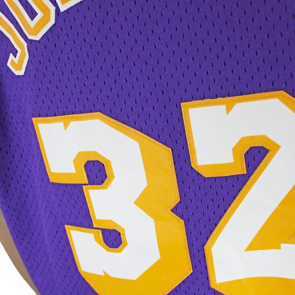 LA Lakers Adidas Magic Johnson HWC Jersey/Mitchell & Ness Men's Championship Tee - Picture 13 of 15